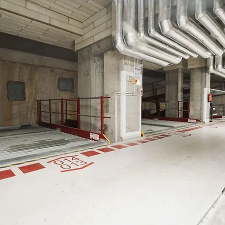 Hotel Very Berry - Dąbrowskiego 89 - Jeżyce, Self Check In 24h, Parking, Lift *