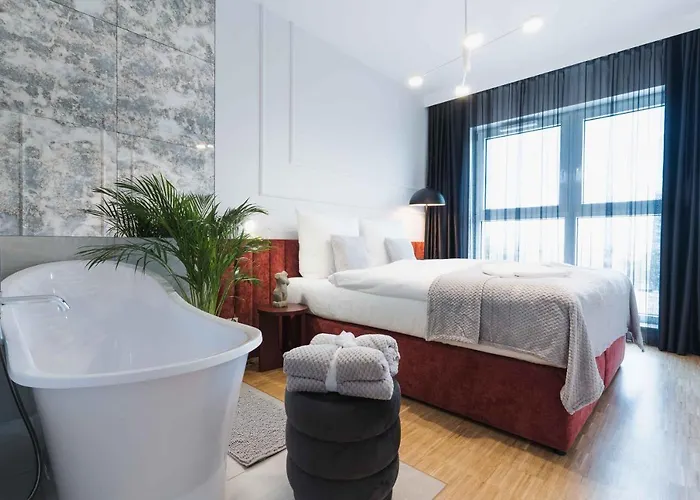 Very Berry - Dąbrowskiego 89 - Jeżyce, Self Check In 24h, Parking, Lift *